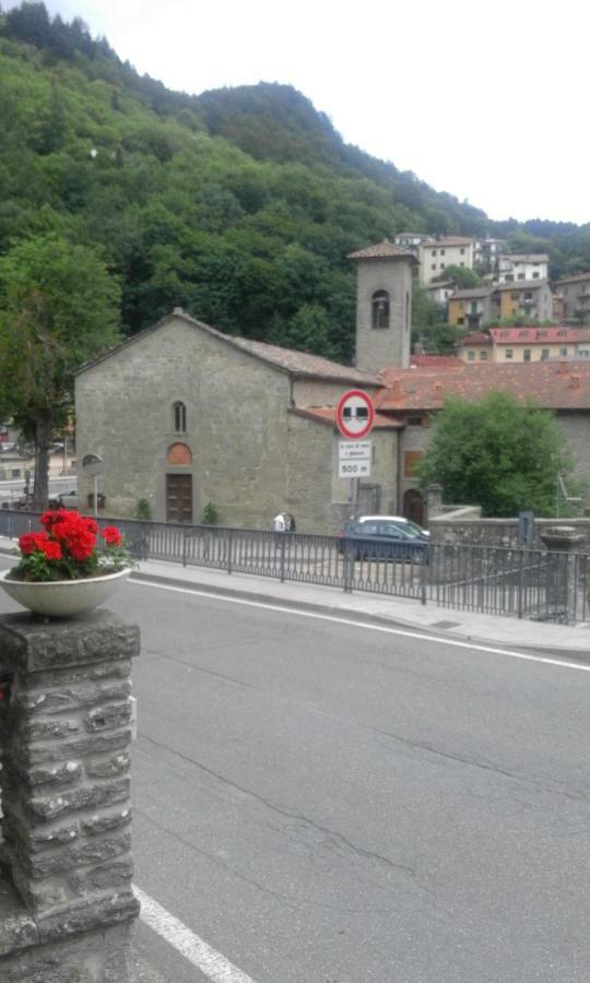 La Foresta Albergo Ristorante Pizzeria バディーア・プラタリア エクステリア 写真